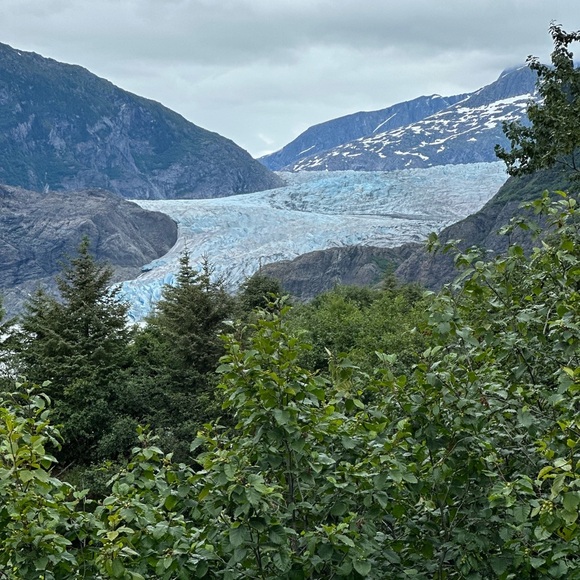 OUR TRIP TO ALASKA ON THE NORWEGIAN ENCORE! - Picture 4 of 13